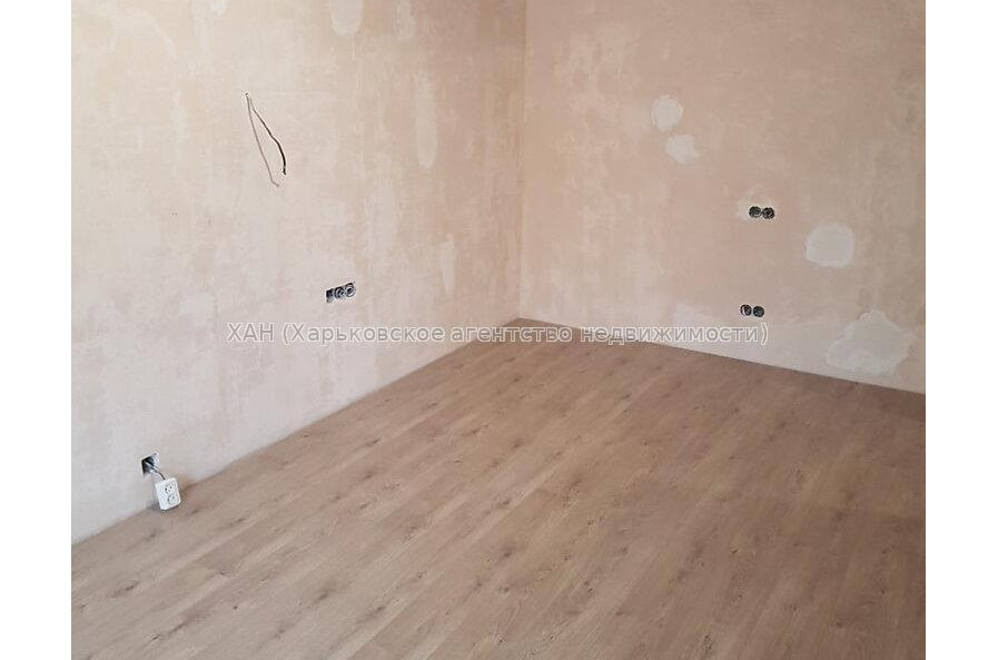 Продам квартиру, Ахсарова Энвера ул. , 2 кім., 44.80 м², капитальный ремонт 