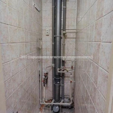 Продам квартиру, Косарева ул. , 1 кім., 26 м², советский ремонт 