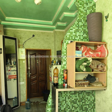 Продам квартиру, Мира ул. , 14 , 1 кім., 12 м², косметический ремонт 