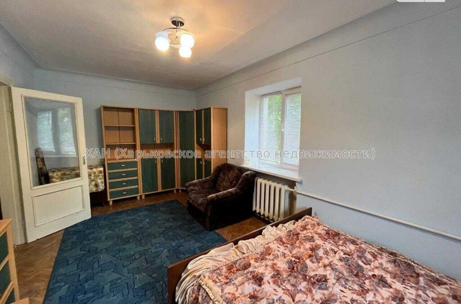 Продам квартиру, 23 Августа ул. , 13А , 1  ком., 30.10 м², капитальный ремонт 