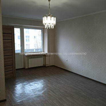 Продам квартиру, Липовая ул. , 1  ком., 30 м², косметический ремонт 