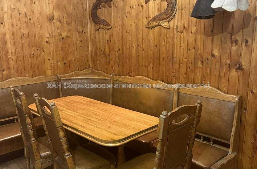 Продам будинок, 240 м², 12 соток, советский ремонт 