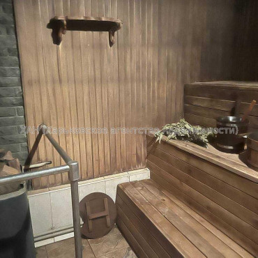 Продам будинок, 240 м², 12 соток, советский ремонт 