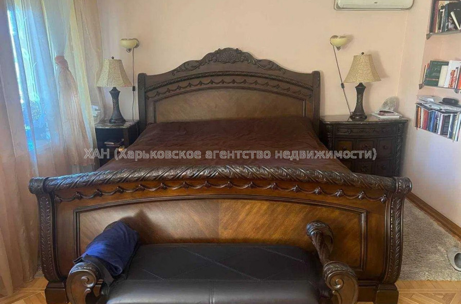 Продам будинок, 240 м², 12 соток, советский ремонт 