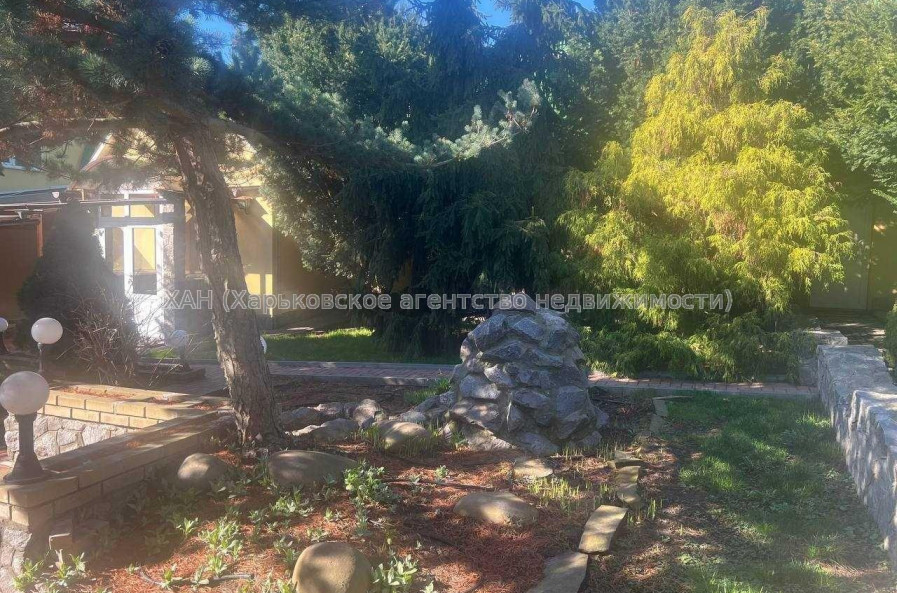 Продам будинок, 240 м², 12 соток, советский ремонт 