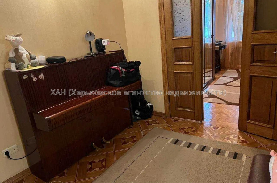 Продам будинок, 240 м², 12 соток, советский ремонт 