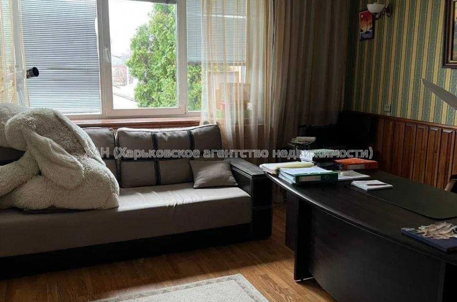 Продам будинок, 240 м², 12 соток, советский ремонт 