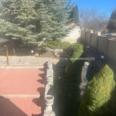 Продам будинок, 240 м², 12 соток, советский ремонт 