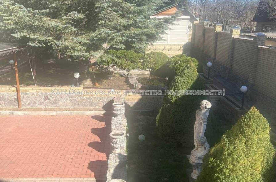 Продам будинок, 240 м², 12 соток, советский ремонт 