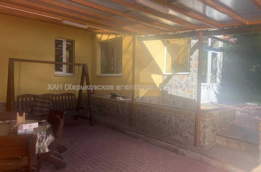 Продам будинок, 240 м², 12 соток, советский ремонт 