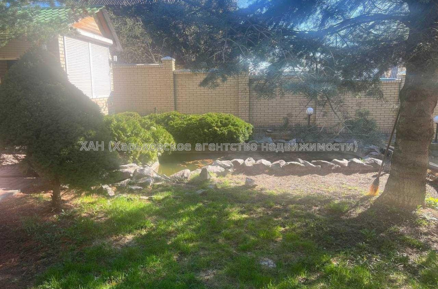 Продам будинок, 240 м², 12 соток, советский ремонт 