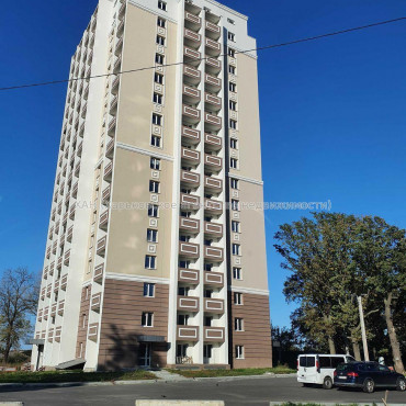 Продам квартиру, Героев Харькова просп. , 2  ком., 85 м², без отделочных работ 