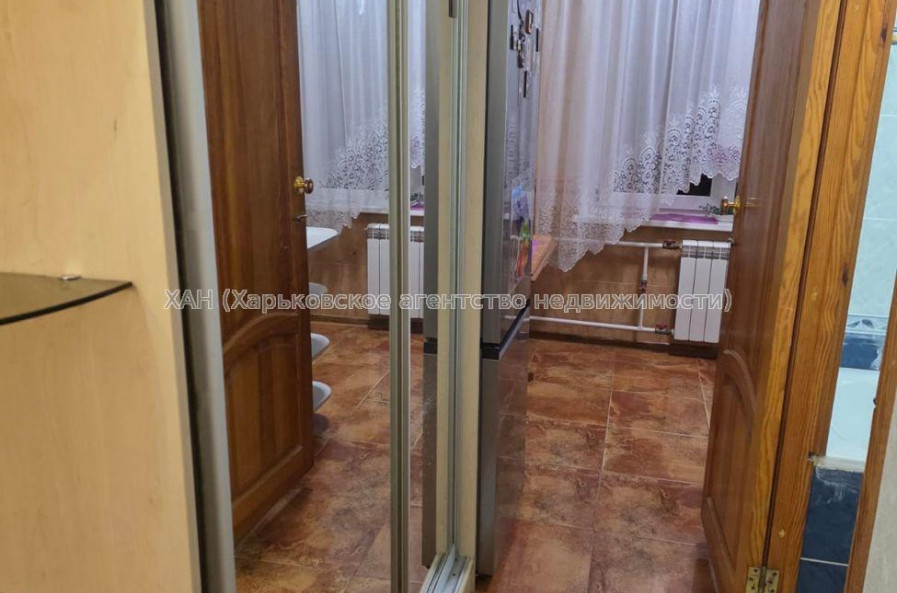 Здам квартиру, Непокоренных ул. , 3 кім., 65 м², капитальный ремонт 