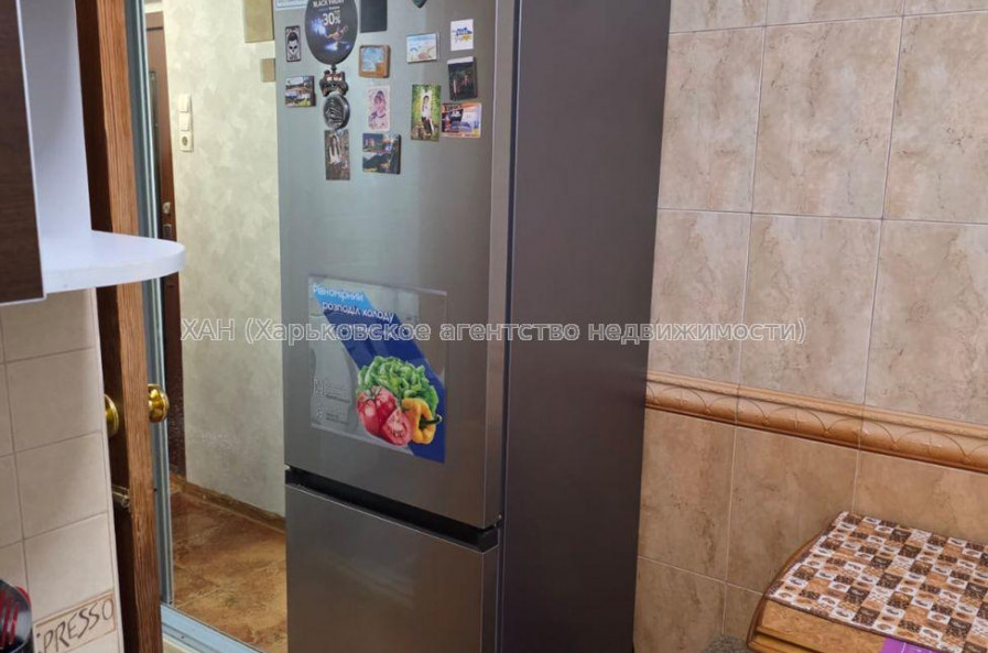 Здам квартиру, Непокоренных ул. , 3 кім., 65 м², капитальный ремонт 