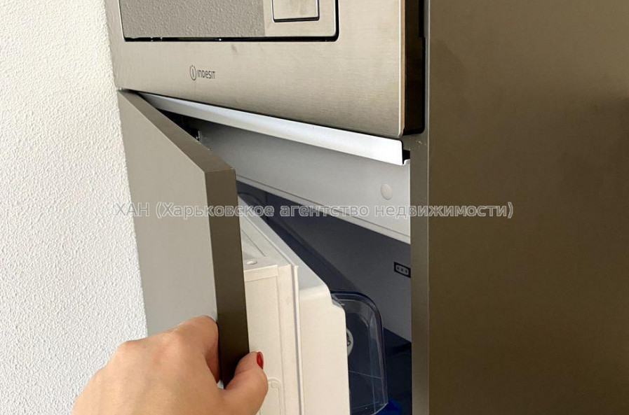 Продам квартиру, Чигирина ул. , 1 кім., 23 м², евроремонт 