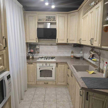 Сдам квартиру, Гвардейцев Широнинцев ул. , 2  ком., 60 м², капитальный ремонт 