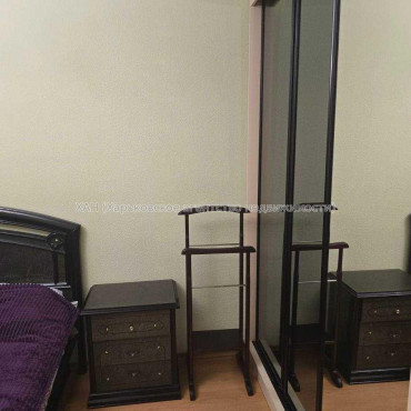 Сдам квартиру, Гвардейцев Широнинцев ул. , 2  ком., 60 м², капитальный ремонт 