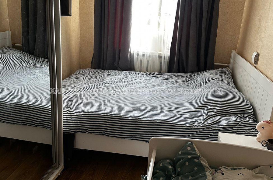 Продам квартиру, Курчатова просп. , 3 кім., 56.30 м², капитальный ремонт 