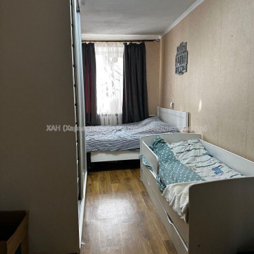 Продам квартиру, Курчатова просп. , 3 кім., 56.30 м², капитальный ремонт 