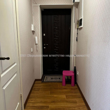 Продам квартиру, Курчатова просп. , 3 кім., 56.30 м², капитальный ремонт 