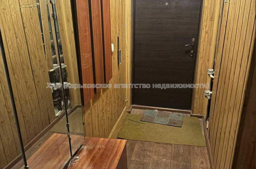 Продам квартиру, Бучмы ул. , 2 кім., 48 м², косметический ремонт 