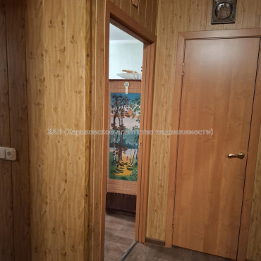 Продам квартиру, Бучмы ул. , 2 кім., 48 м², косметический ремонт 