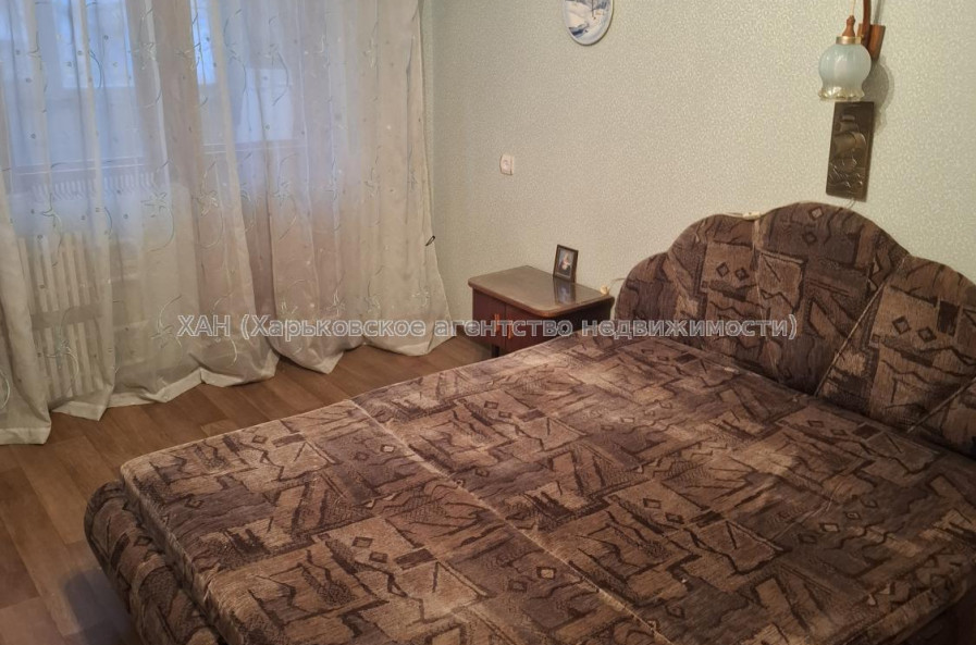 Продам квартиру, Бучмы ул. , 2 кім., 48 м², косметический ремонт 
