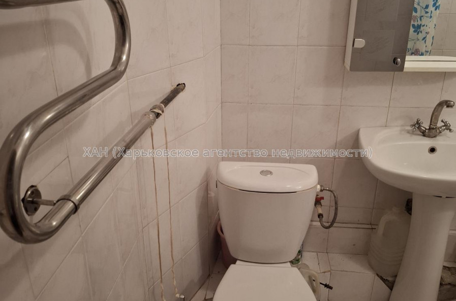 Продам квартиру, Бучмы ул. , 2 кім., 48 м², косметический ремонт 