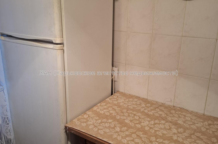 Продам квартиру, Бучмы ул. , 2 кім., 48 м², косметический ремонт 