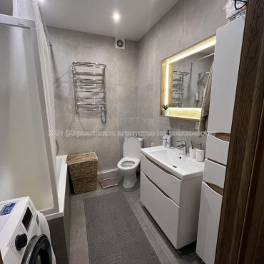 Продам квартиру, Лисаветинская ул. , 1 кім., 47 м², авторский дизайн 