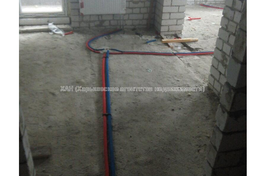 Продам квартиру, Лисаветинская ул. , 2 кім., 53.70 м², без внутренних работ 