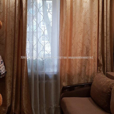 Продам квартиру, Зерновой пер. , 2 кім., 29 м², косметический ремонт 