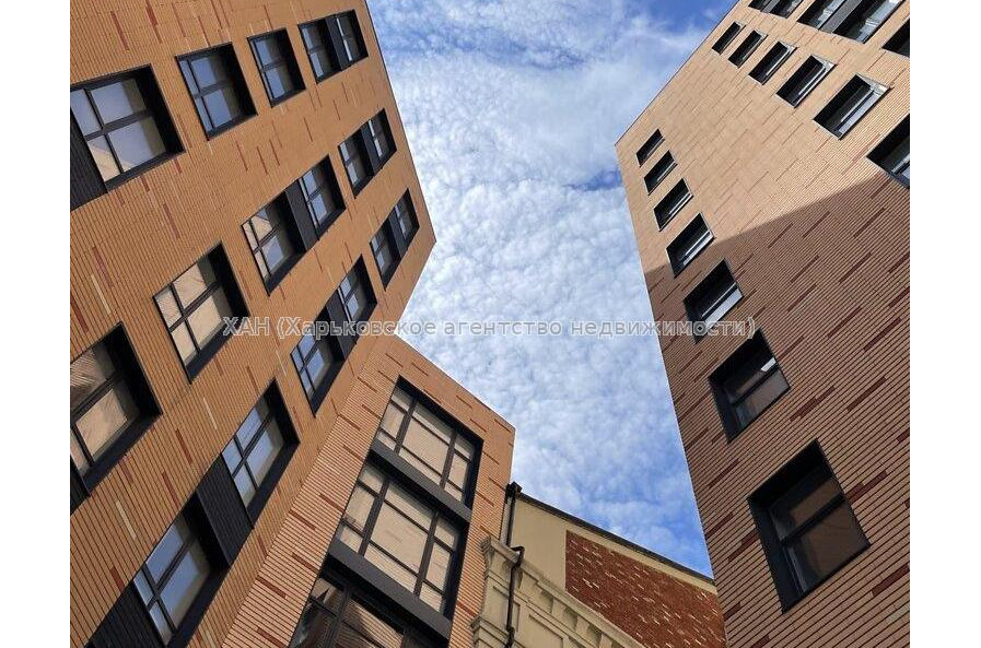 Продам квартиру, Чигирина ул. , 1  ком., 22.68 м², без внутренних работ 