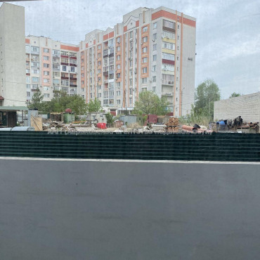 Продам квартиру, Шевченковский пер. , 1  ком., 41 м², без внутренних работ 