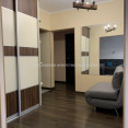 Продам квартиру, Гвардейцев Широнинцев ул. , 3  ком., 74 м², евроремонт 
