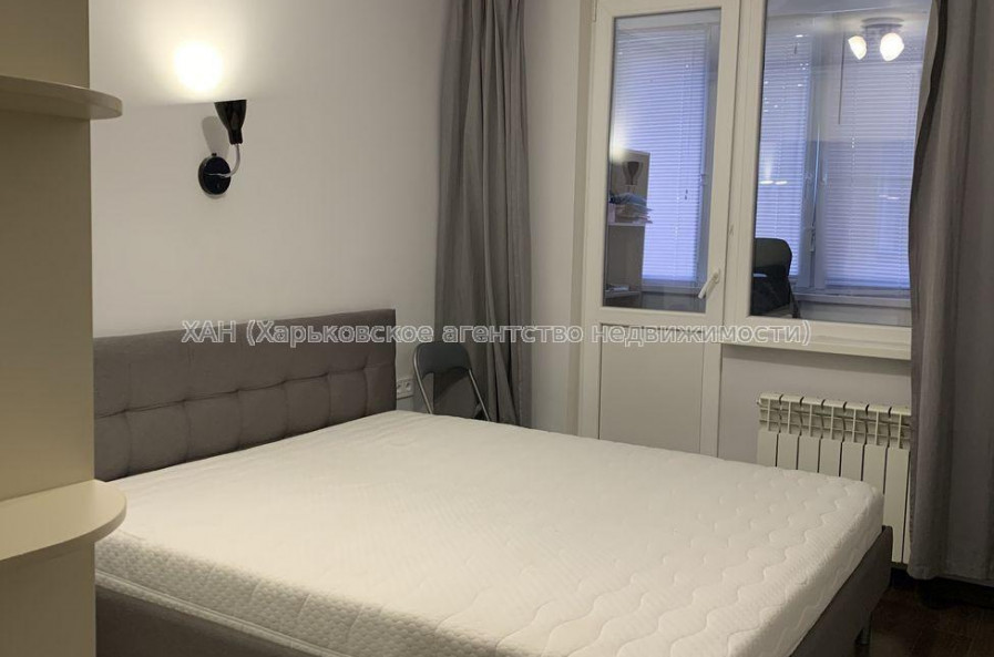 Продам квартиру, Гвардейцев Широнинцев ул. , 3  ком., 74 м², евроремонт 