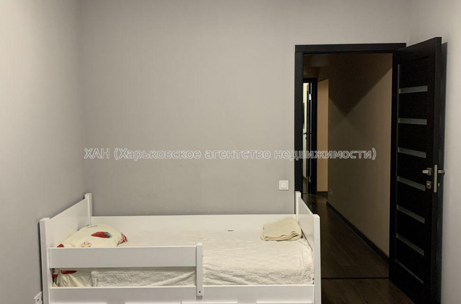 Продам квартиру, Гвардейцев Широнинцев ул. , 3  ком., 74 м², евроремонт 