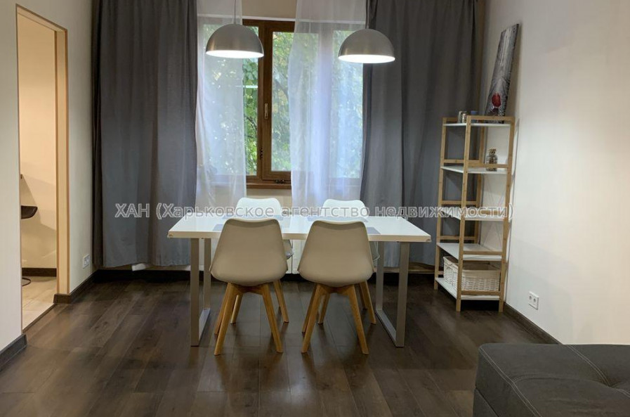 Продам квартиру, Гвардейцев Широнинцев ул. , 3  ком., 74 м², евроремонт 