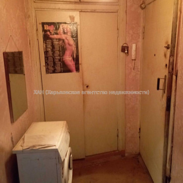 Продам квартиру, Юбилейный просп. , 1 кім., 32.70 м², советский ремонт 