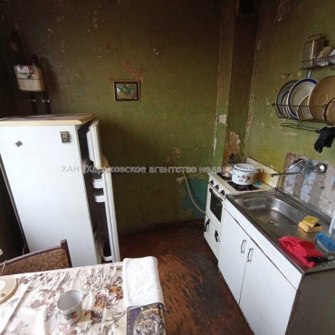 Продам квартиру, Юбилейный просп. , 1 кім., 32.70 м², советский ремонт 