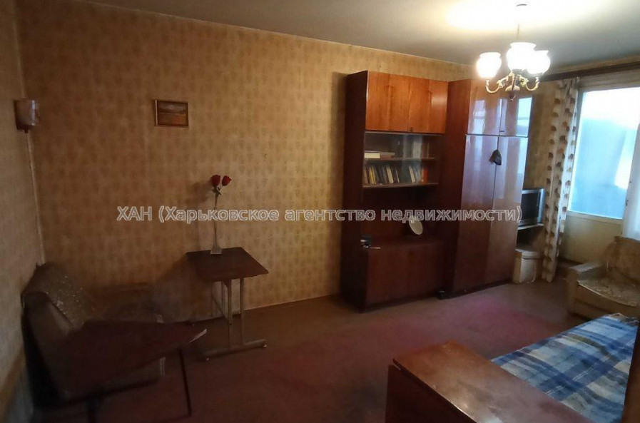 Продам квартиру, Юбилейный просп. , 1 кім., 32.70 м², советский ремонт 
