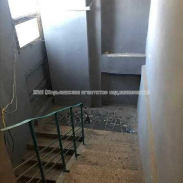 Продам нежилую недвижимость, торговое помещение , 5  ком., 97 м²