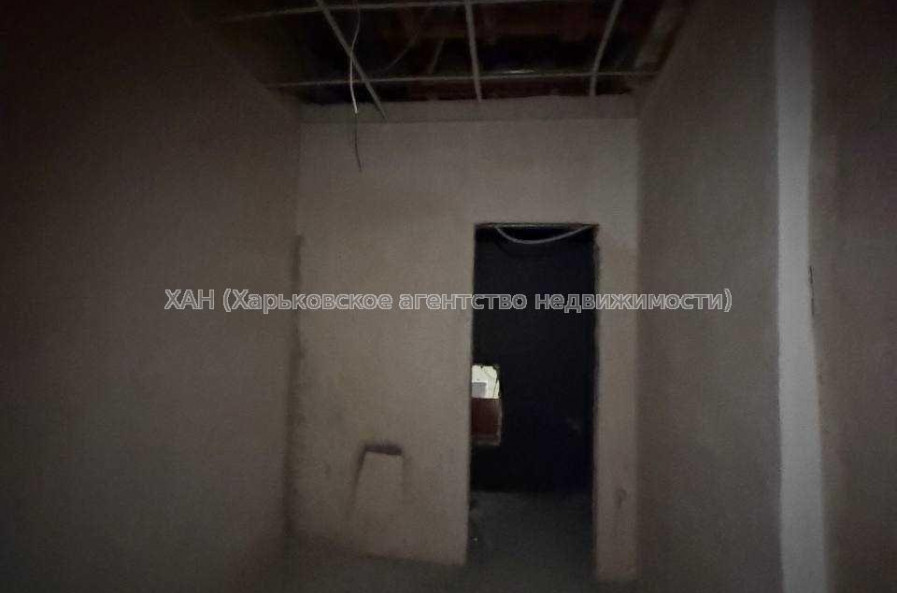 Продам нежитлову нерухомість, помещение свободного назначения , 5 кім., 97 м², косметический ремонт 