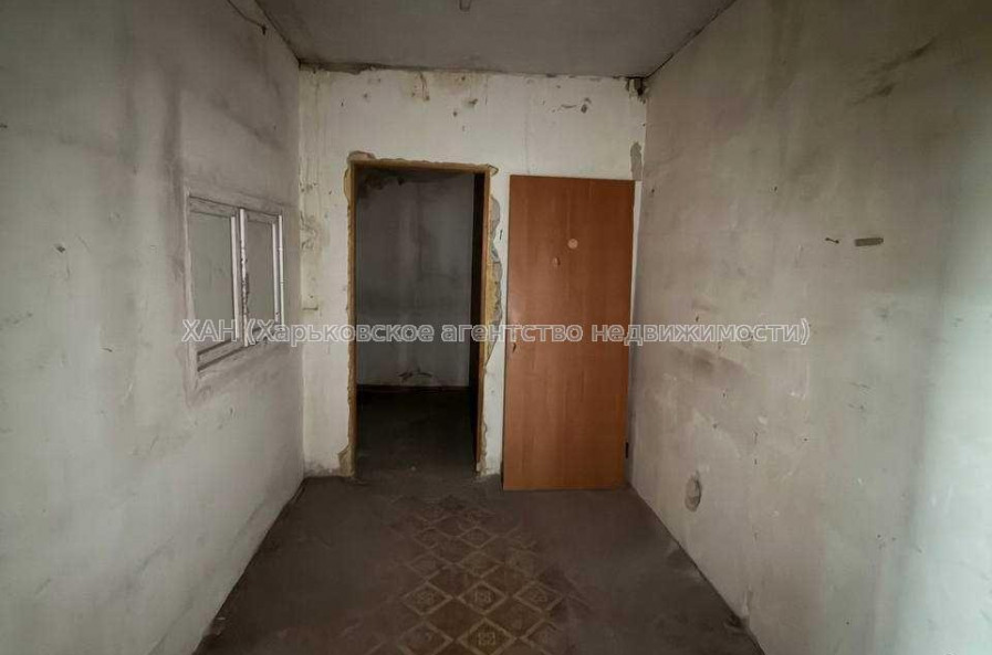 Продам нежитлову нерухомість, помещение свободного назначения , 5 кім., 97 м², косметический ремонт 