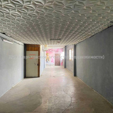 Продам нежилую недвижимость, торговое помещение , 5  ком., 97 м²