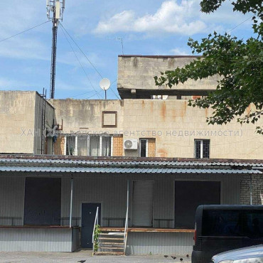 Продам нежилую недвижимость, торговое помещение , 5  ком., 97 м²