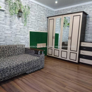 Продам квартиру, Владислава Зубенко ул. , 1  ком., 27 м², косметический ремонт 