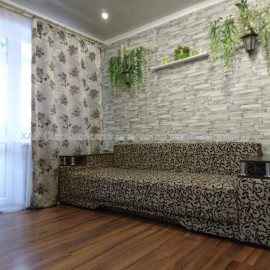 Продам квартиру, Владислава Зубенко ул. , 1  ком., 27 м², косметический ремонт