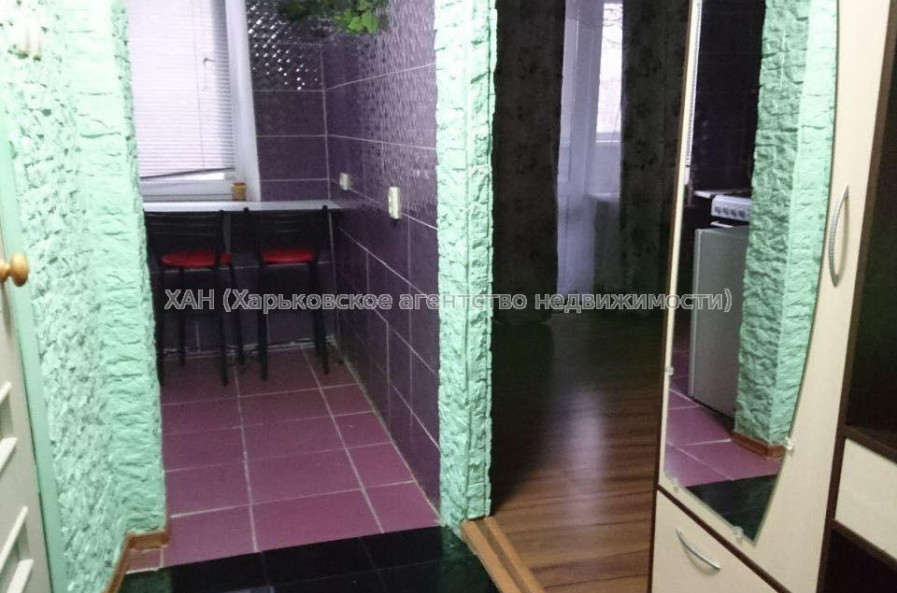 Продам квартиру, Владислава Зубенко ул. , 1  ком., 27 м², косметический ремонт 