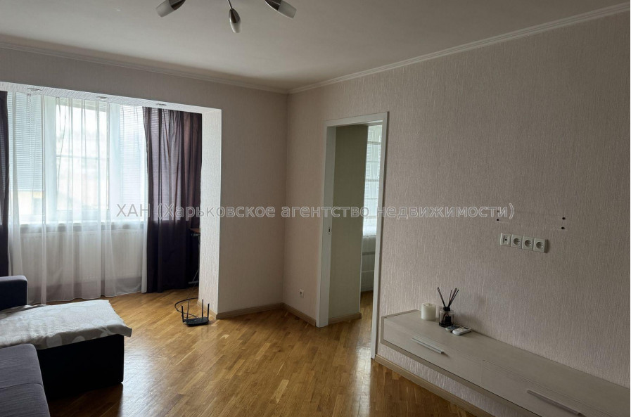 Продам квартиру, Жуковского просп. , 3 кім., 67 м², капитальный ремонт 